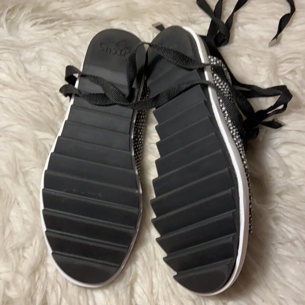 Sam Edelman circus sam